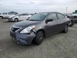 Carros salvage sin ofertas aún a la venta en subasta: 2015 Nissan Versa S