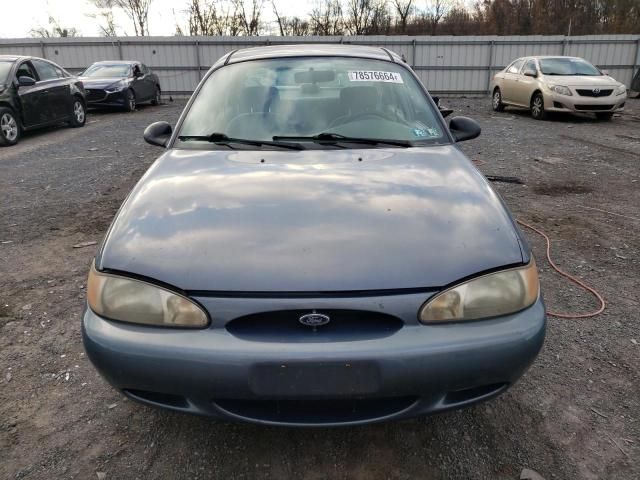 1999 Ford Escort SE