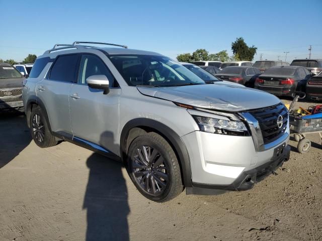 2022 Nissan Pathfinder SL