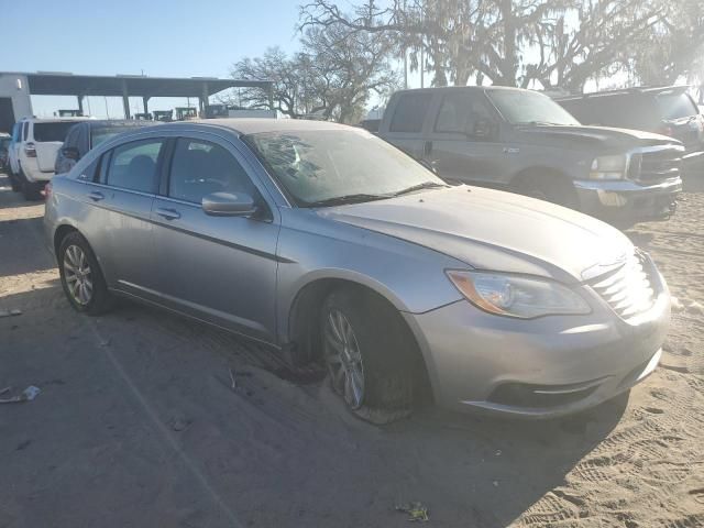 2013 Chrysler 200 Touring