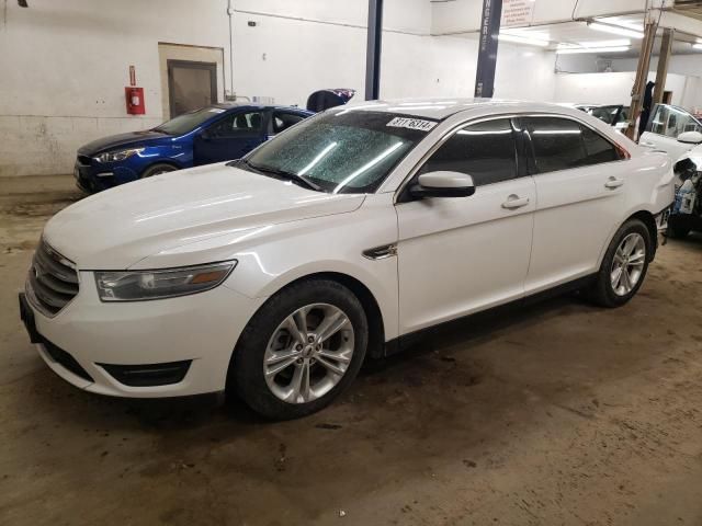 2014 Ford Taurus SEL