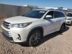 2017 Toyota Highlander SE