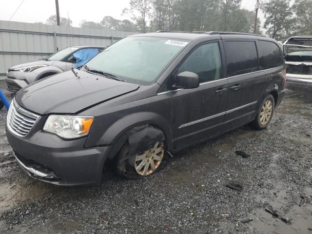 2016 Chrysler Town & Country Touring