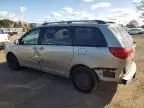 2005 Toyota Sienna CE