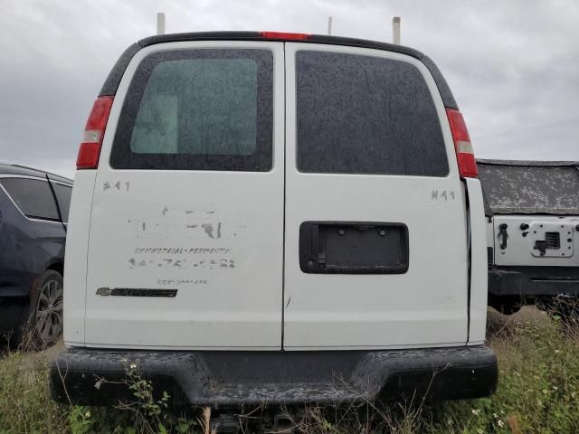 2017 Chevrolet Express G2500