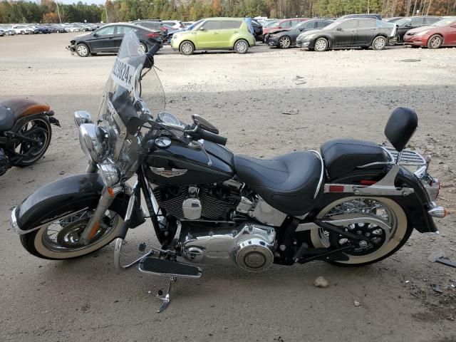 2011 Harley-Davidson Flstn