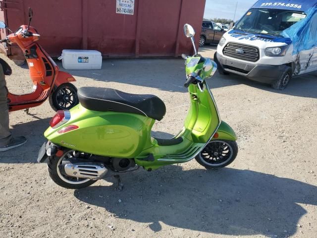 2019 Vespa Scooter