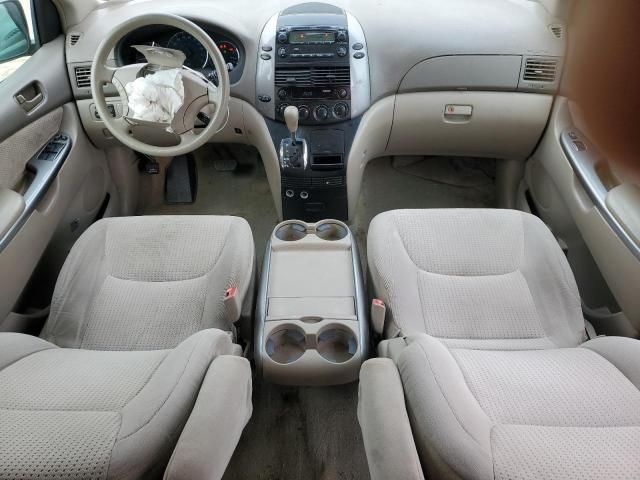 2008 Toyota Sienna CE