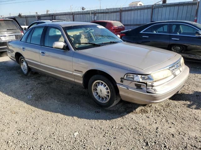 1995 Ford Crown Victoria LX