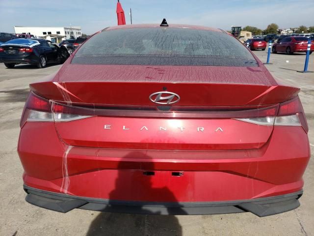 2021 Hyundai Elantra SE