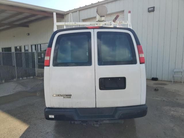 2015 Chevrolet Express G2500