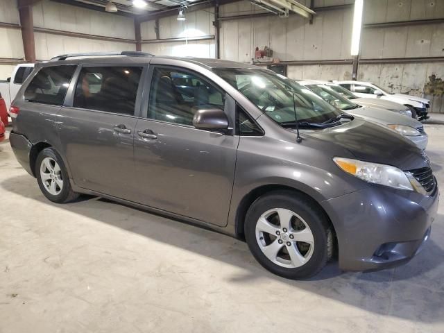 2011 Toyota Sienna LE