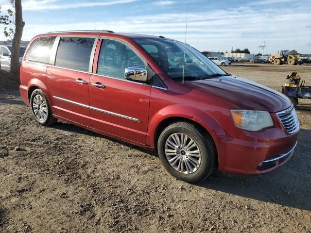 2011 Chrysler Town & Country Limited