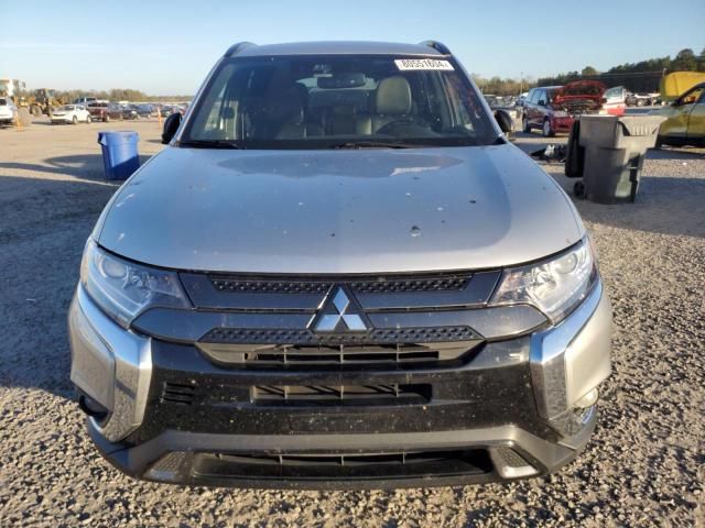 2020 Mitsubishi Outlander SE