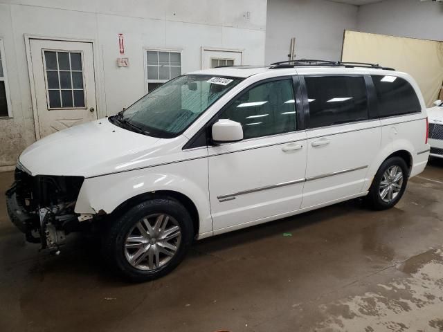 2010 Chrysler Town & Country Touring