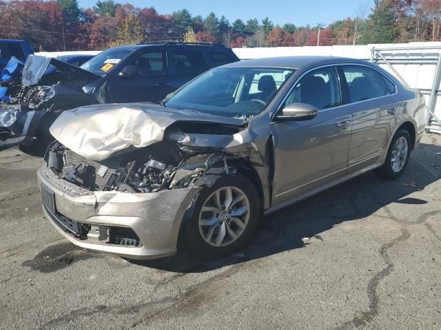 2016 Volkswagen Passat S