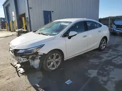 Carros salvage sin ofertas aún a la venta en subasta: 2017 Chevrolet Cruze Premier