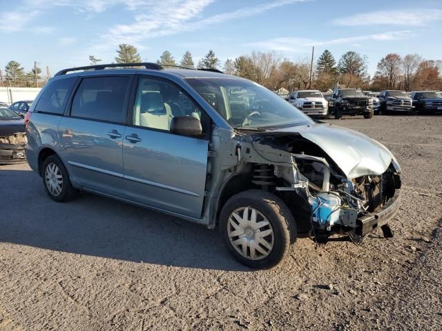 2009 Toyota Sienna CE