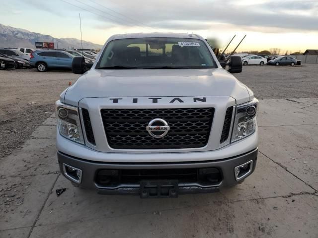 2017 Nissan Titan SV