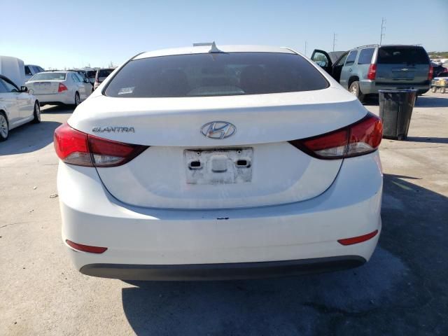 2015 Hyundai Elantra SE