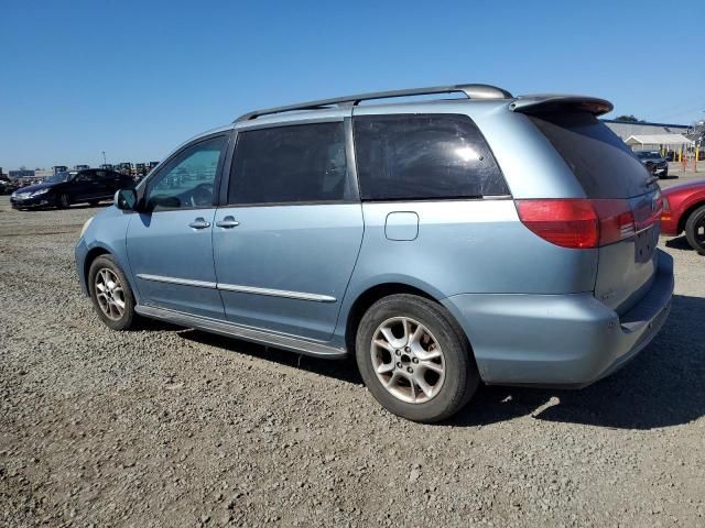 2004 Toyota Sienna XLE