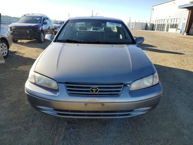 1998 Toyota Camry LE