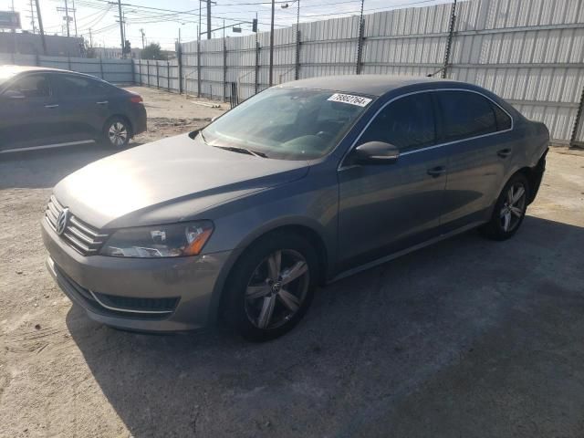 2014 Volkswagen Passat SE