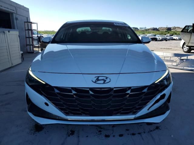 2022 Hyundai Elantra Limited