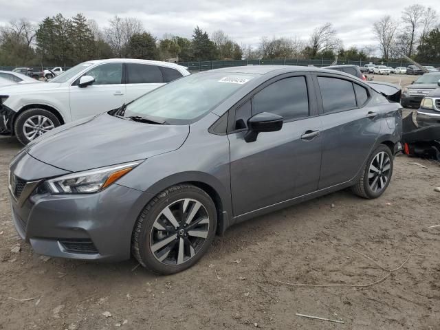 2022 Nissan Versa SR