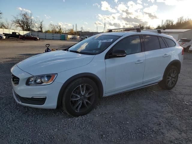 2017 Volvo V60 Cross Country Premier