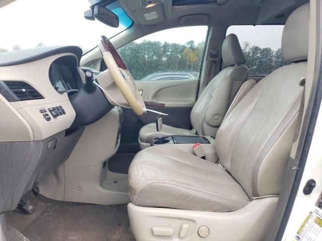 2012 Toyota Sienna XLE