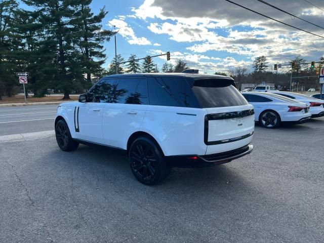 2023 Land Rover Range Rover SE