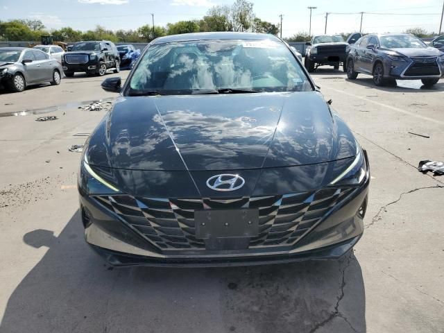 2021 Hyundai Elantra Limited