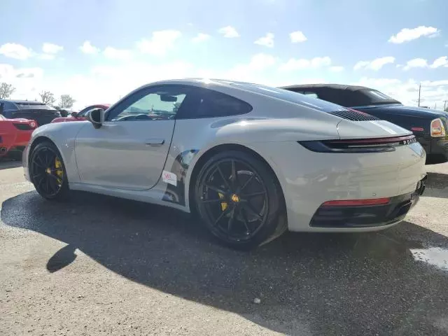 2022 Porsche 911 Carrera