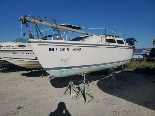 1995 Boat Sailboat