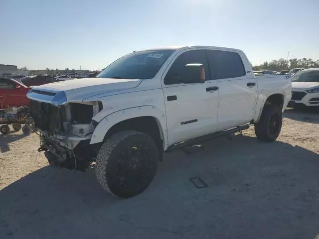 2017 Toyota Tundra Crewmax SR5