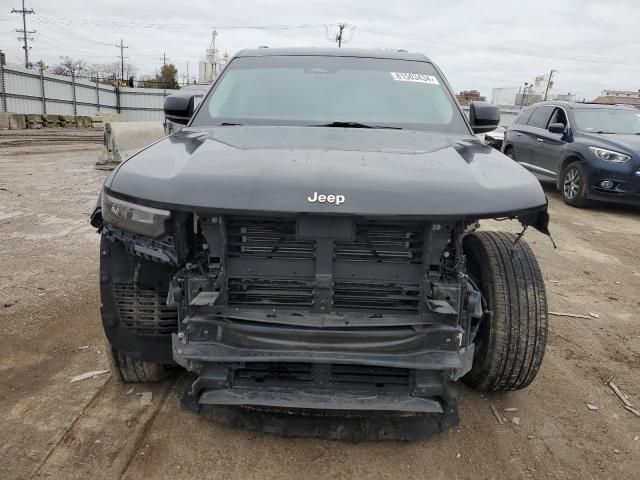 2023 Jeep Grand Cherokee Laredo