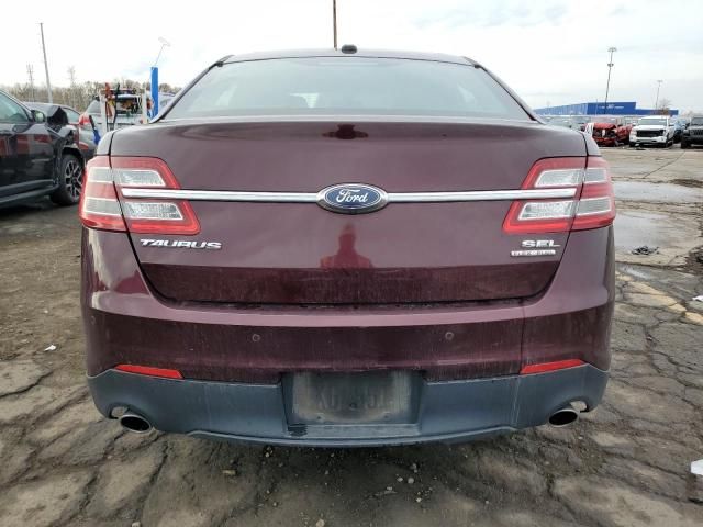 2018 Ford Taurus SEL