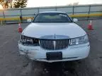 2001 Lincoln Town Car Executive