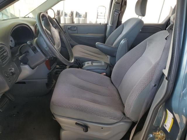 2006 Chrysler Town & Country LX