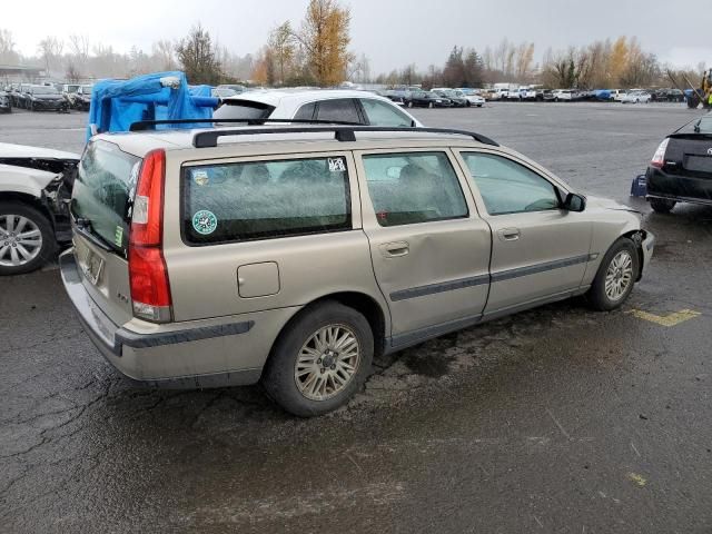 2004 Volvo V70