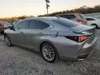 2021 Lexus ES 300H Luxury