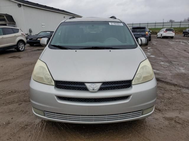 2005 Toyota Sienna XLE