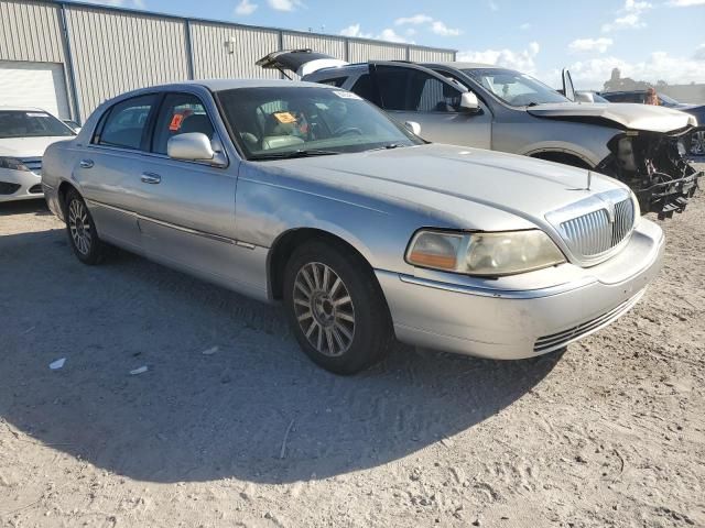 2003 Lincoln Town Car Executive