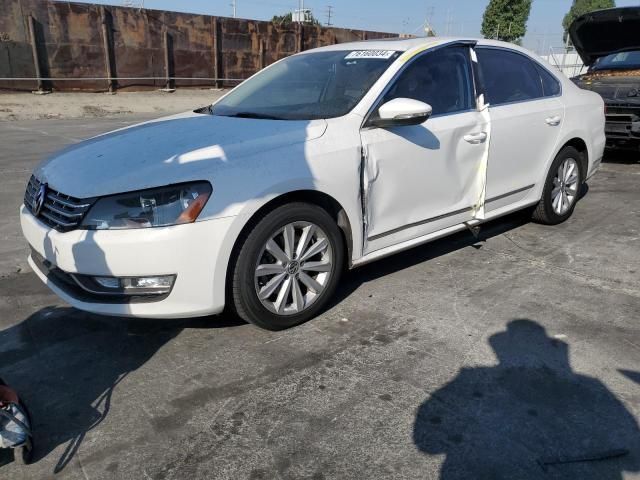 2012 Volkswagen Passat SEL