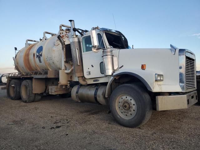 2001 Freightliner Conventional FLD120