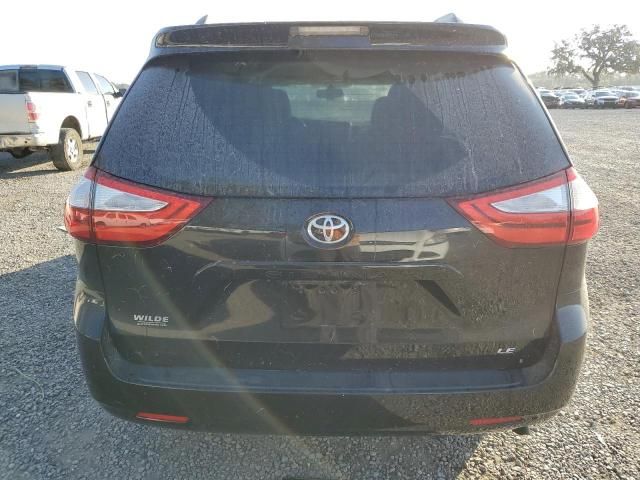 2016 Toyota Sienna LE