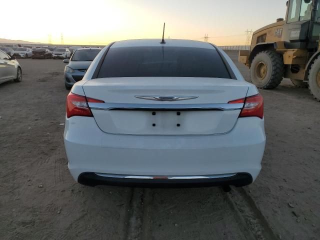 2013 Chrysler 200 Touring