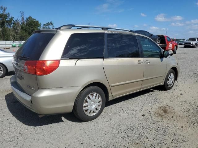 2010 Toyota Sienna CE