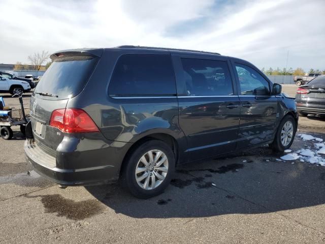 2012 Volkswagen Routan SE